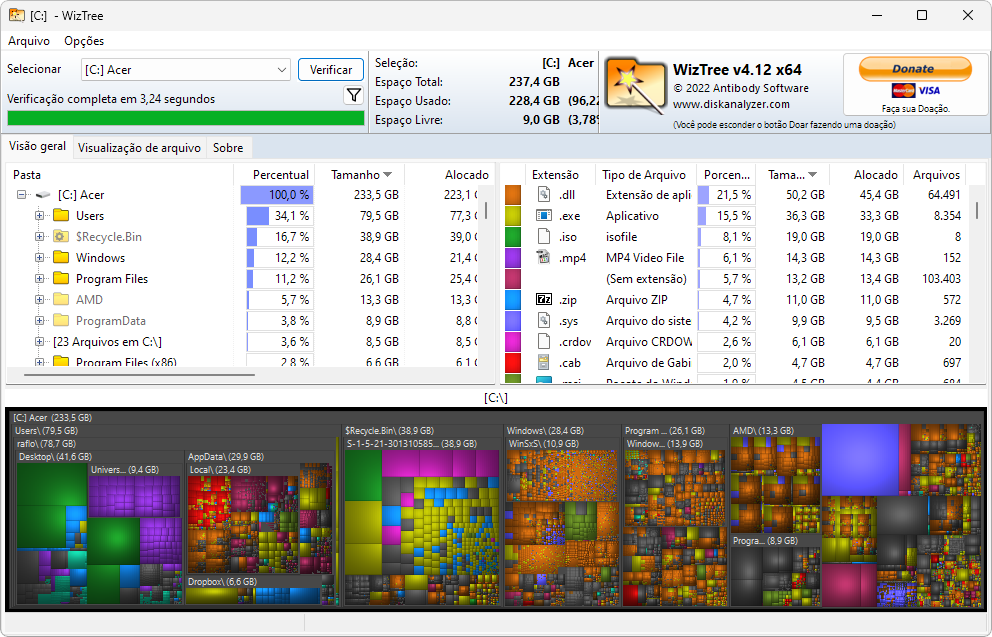 Captura de tela demonstrativa do WizTree mostrando os resultados após uma análise. Na captura é possível ver os resultados tanto em forma de lista como também de forma gráfica por blocos coloridos.