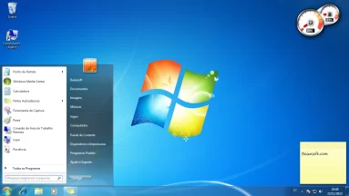 Captura de tela demonstrativa do Windows 7. Ela mostra o menu iniciar, a notas autoadesivas o widget de desempenho bem como o clássico papel de parede característico do Windows 7.