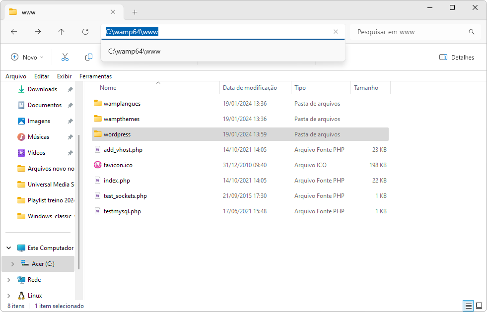 Captura de tela exemplo de como instalar o WordPress no WampServer para posterior configuração. A captura de tela é do explorador de arquivos do Windows, mostrando a pasta inserida no local adequado dentro da pasta de instalação do WampServer.
