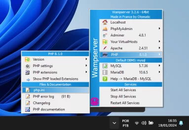 Captura de tela do menu do WampServer destacando como acessar o arquivo php.ini.